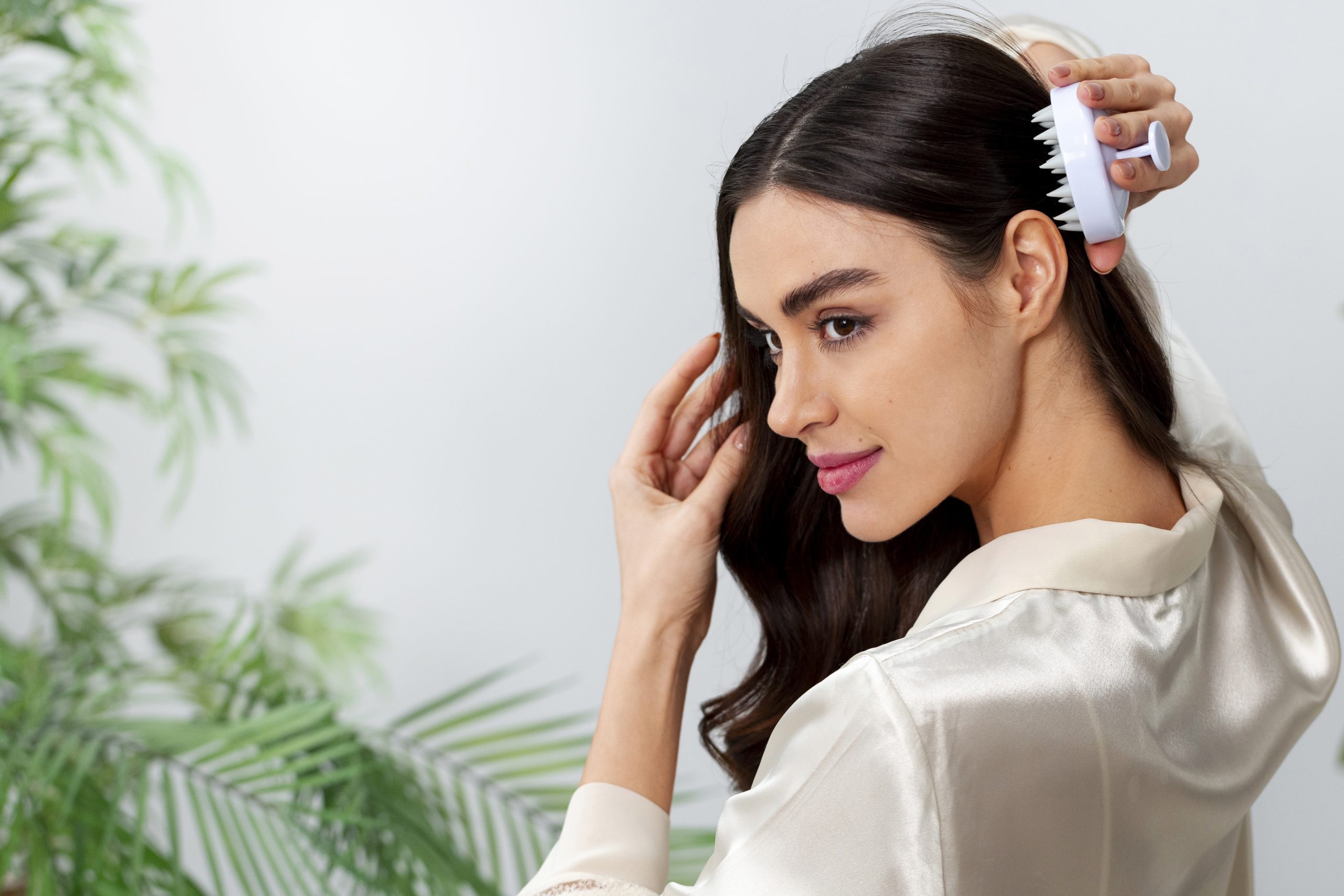 woman-doing-herself-scalp-massage